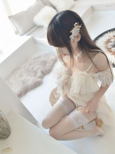 女大学生撞脸孙颖莎被求合影