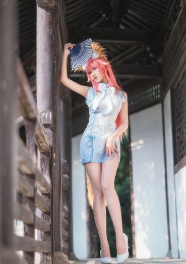 娇妻沦为民工工地公厕视频