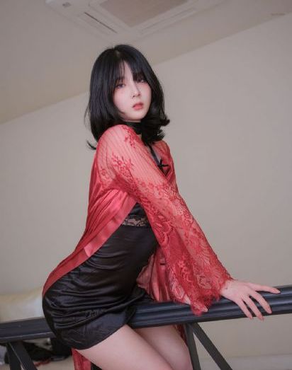 余华英