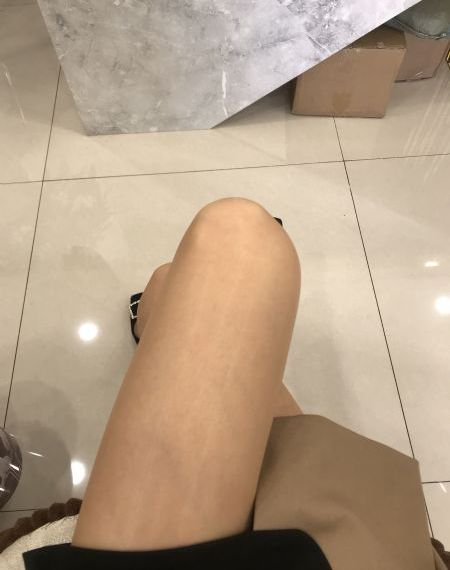 偷拍25位粉嫩美女撒尿视频