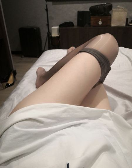 年轻的小姨子在线免费观看