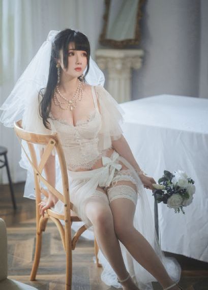 特别的嫂子