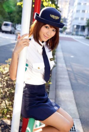 动漫美女被脱小内内香椿动漫