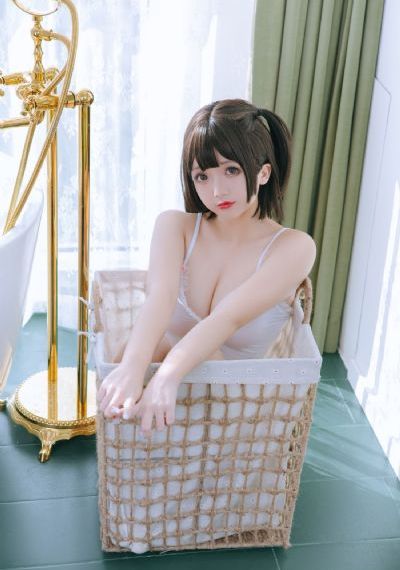 漂亮的保姆韩
