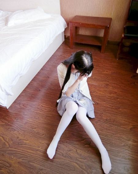 偷拍25位美女撒尿视频在线观看
