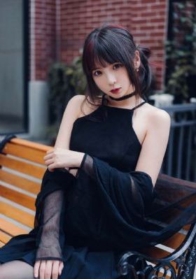 张一山