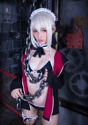 尖东风月